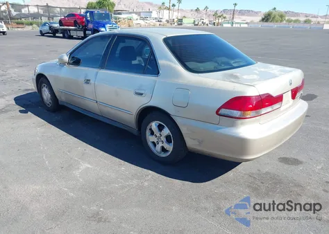 2001 Honda Accord 2.3 Lx from USA, damaged, VIN JHMCG66571C008822